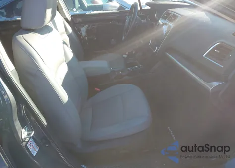 2019 Subaru Outback 2.5I Limited из США, поврежденный, VIN 4S4BSANC7K3303284